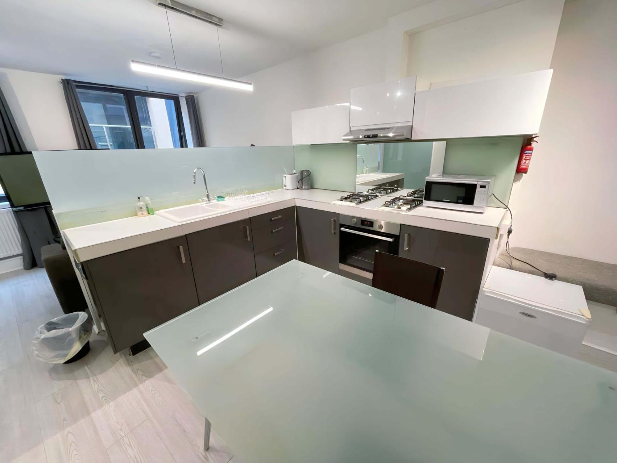 2 Bdrm Contemporary Central London Apartment 외부 사진
